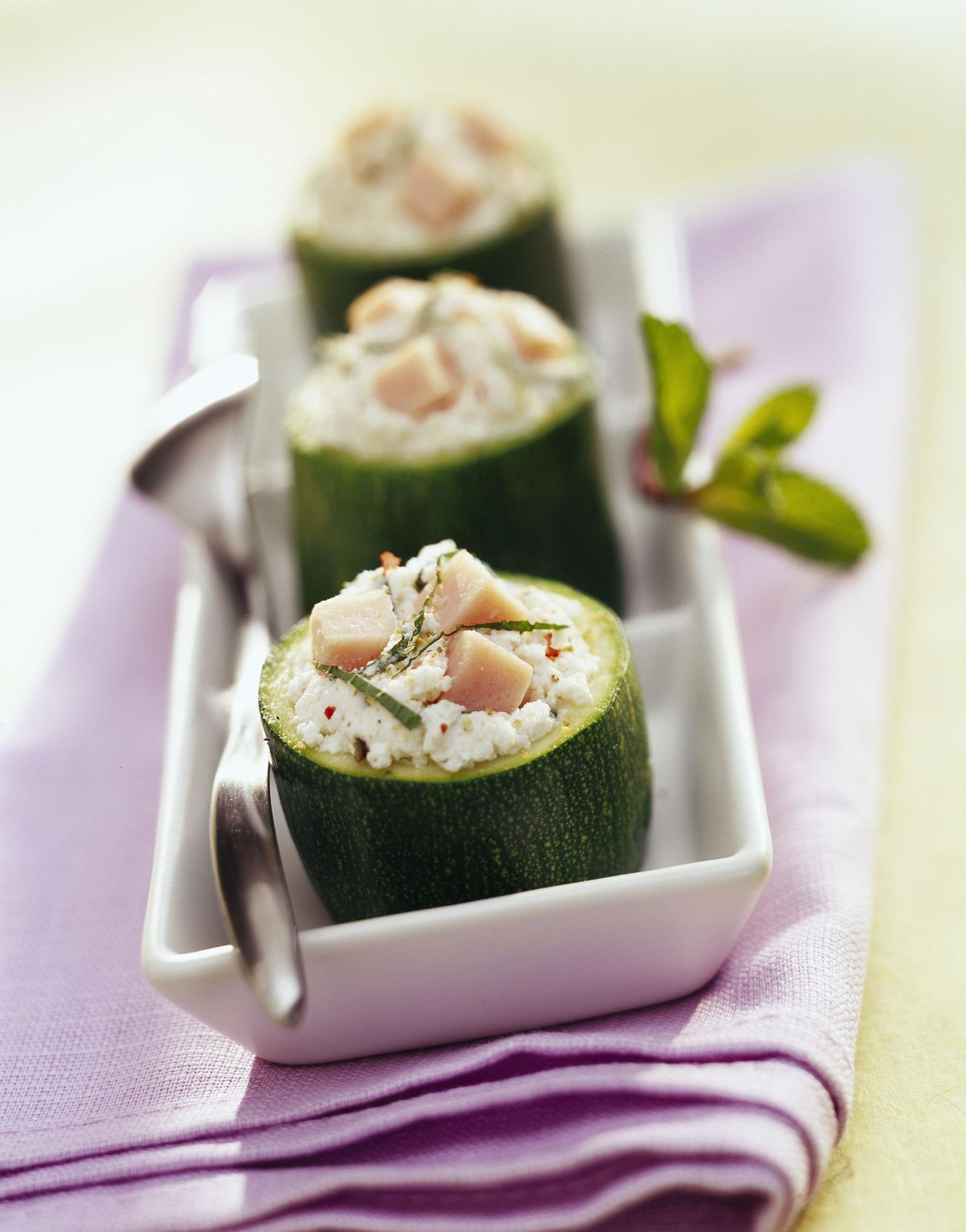 Courgettes farcies jambon et ricotta